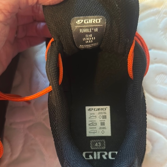 Giro Men's Athletic Shoes in Black with Orange Laces - Picture 7 of 8